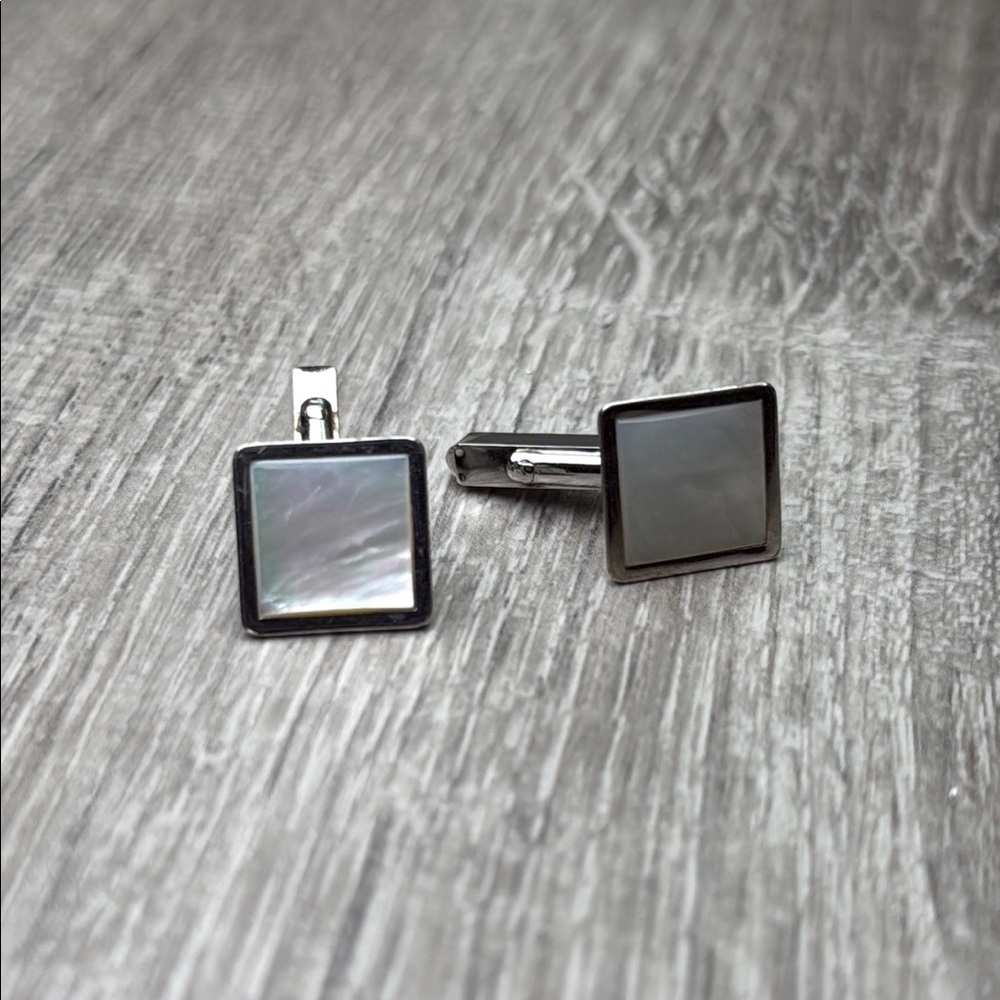 SWANK Silver Gray Square Cuff Links Elegant Design